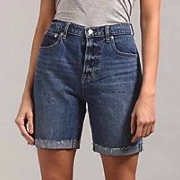 GAP Bermuda Mom Raw Hem High Rise High Waist Jean Shorts Size 25 - Picture 1 of 16